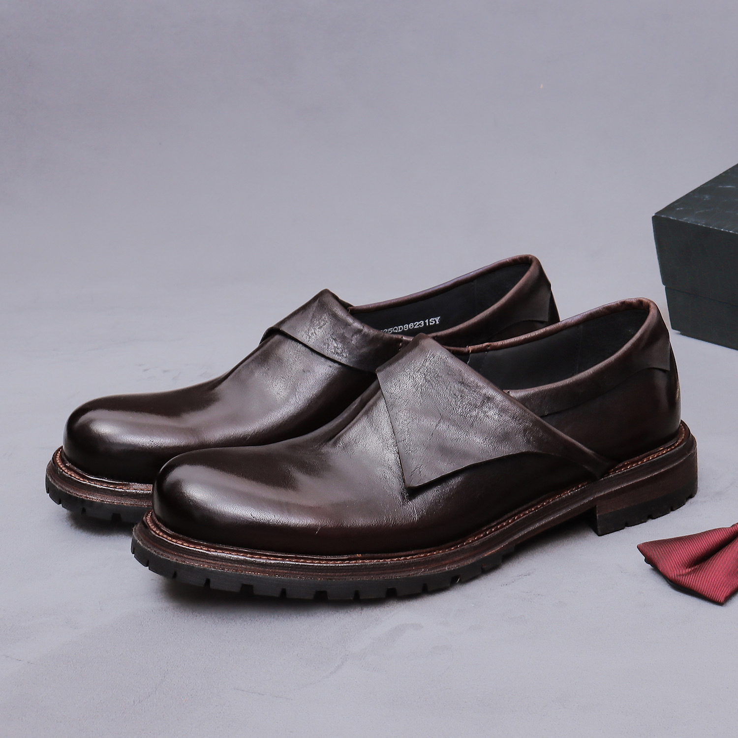 Luksusowe męskie buty typu mon – Monk Strap Shoe recenzja i cena