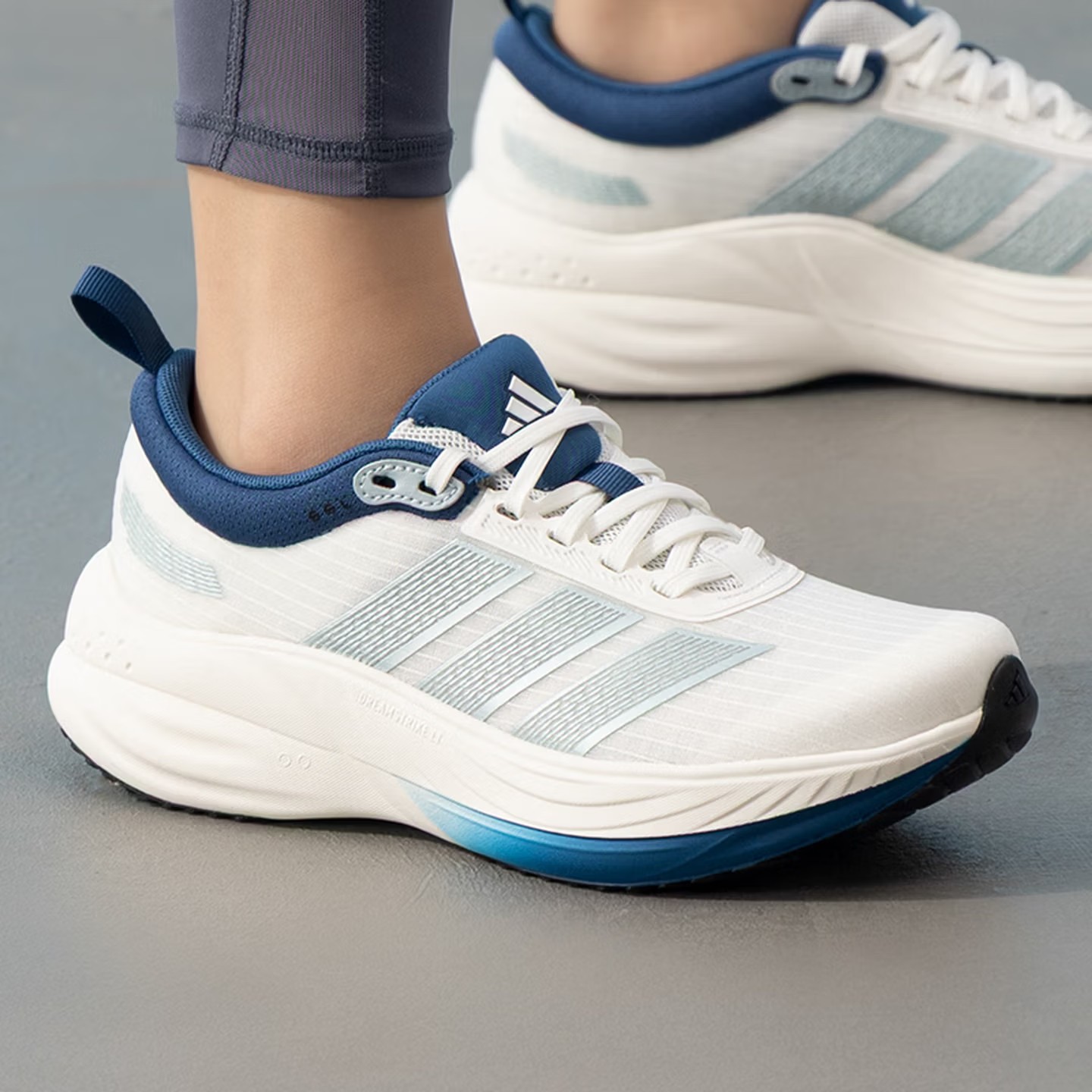 Buty do biegania adidas CUSHIO – Men Shoes Running Adidas recenzja i cena